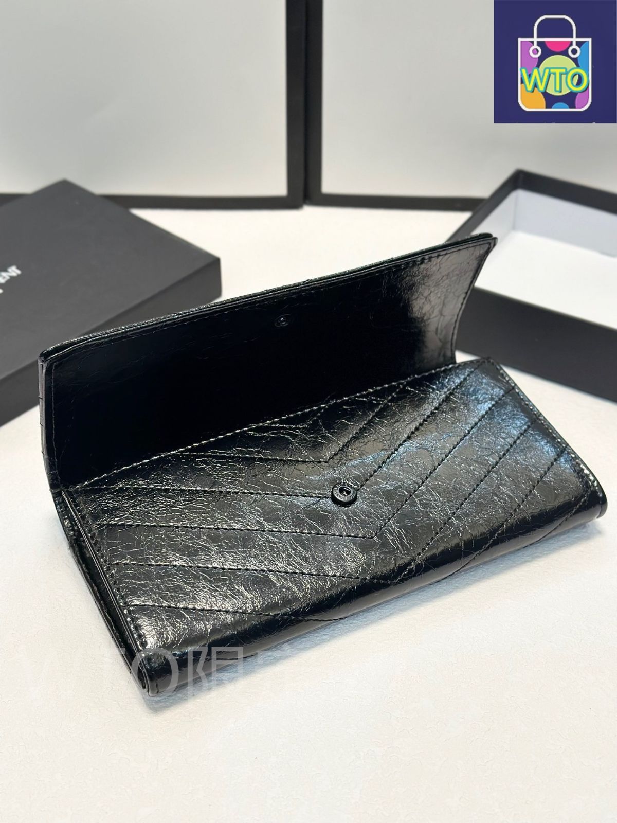 Saint Laurent 75731800NI09061 関税送料込 今日特価】Yves Saint Laurent イヴ・サンローラン 最新シリーズ