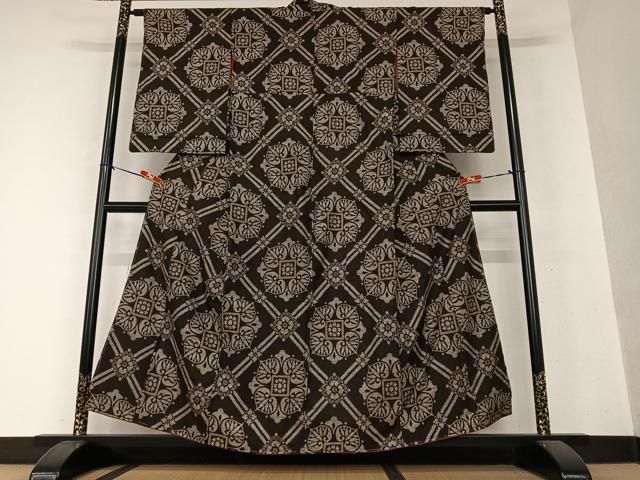 平和屋着物○本場大島紬 アンティーク大島 草花文 正絹 逸品  