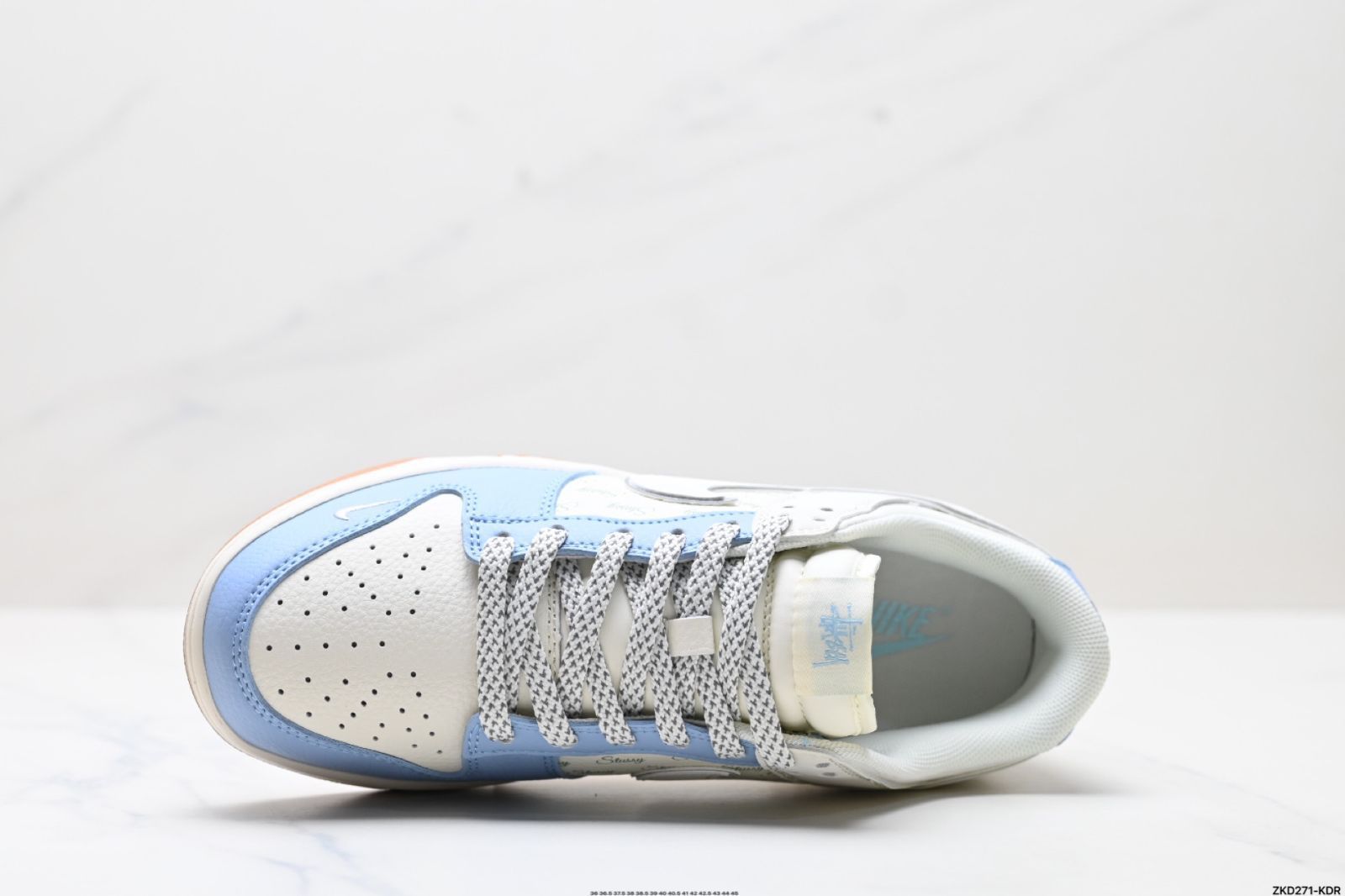 全新未使用Nike SB Dunk Low ステューシー コラボ ホワイト