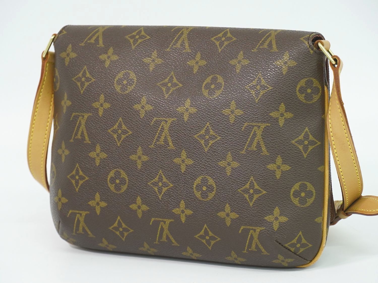 本物 ルイヴィトン LOUIS VUITTON LV ミュゼットタンゴ ショート モノグラム ショルダーバッグ ブラウン M51257 Musette  Tango Short ビトン バッグ ジェンダーレス ジェンダーフリー 中古 【フォロー割】 - メルカリ