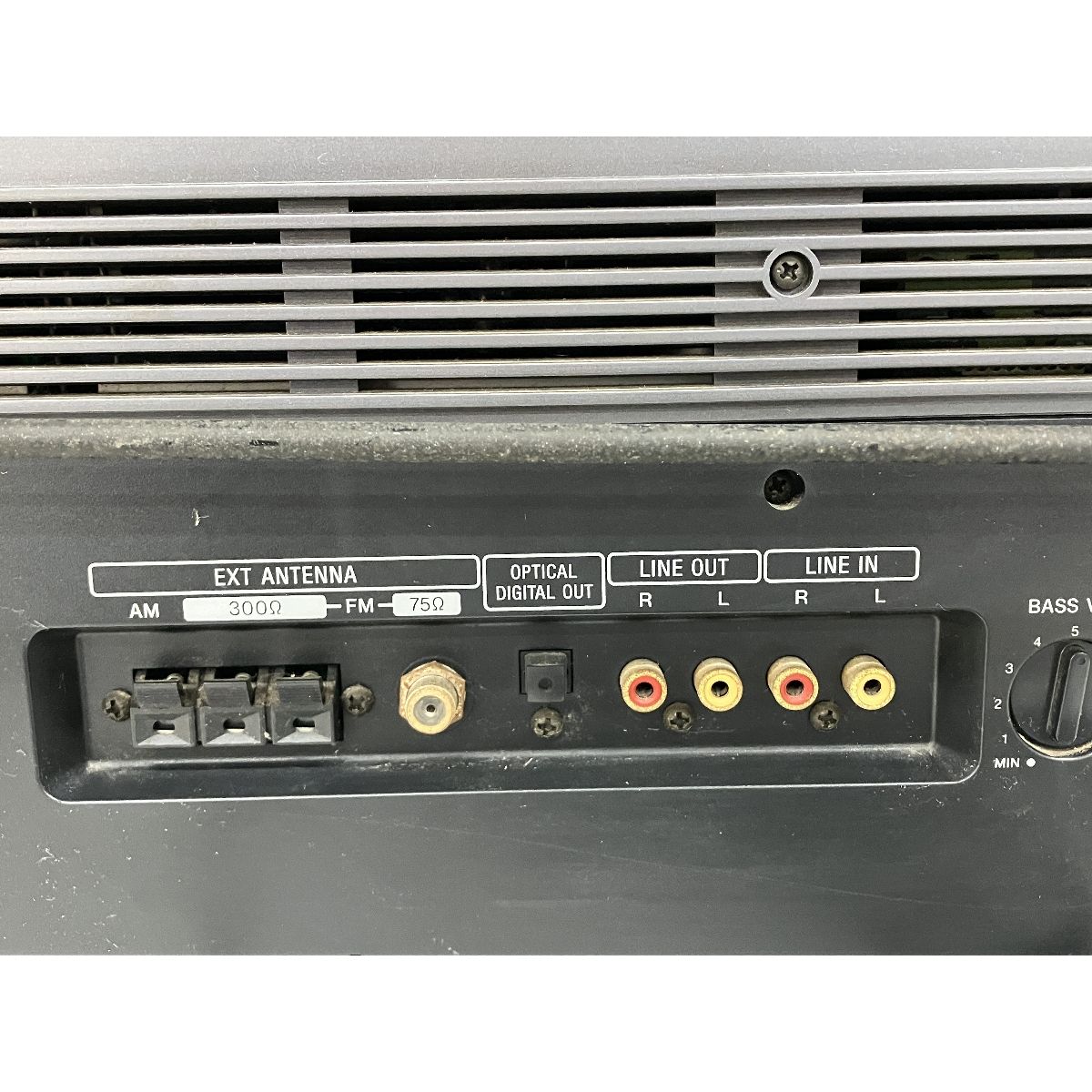 SONY D-3000