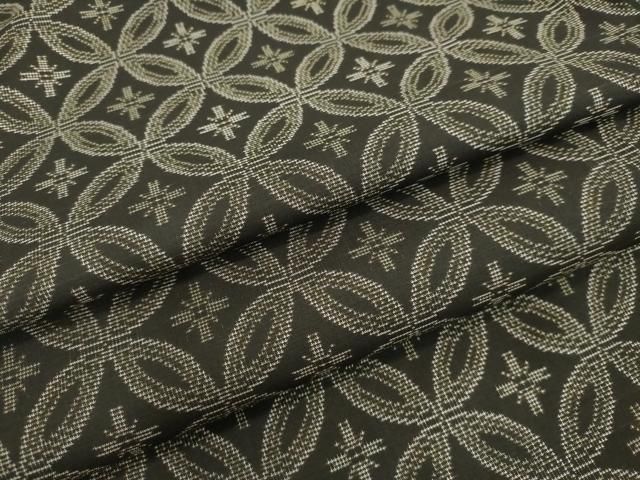 平和屋着物●本場大島紬　9マルキ　七宝花文　正絹　逸品　DAAU0765tw 平和屋着物○本場大島紬 9マルキ 七宝花文 正絹 逸品 DAAU0765tw