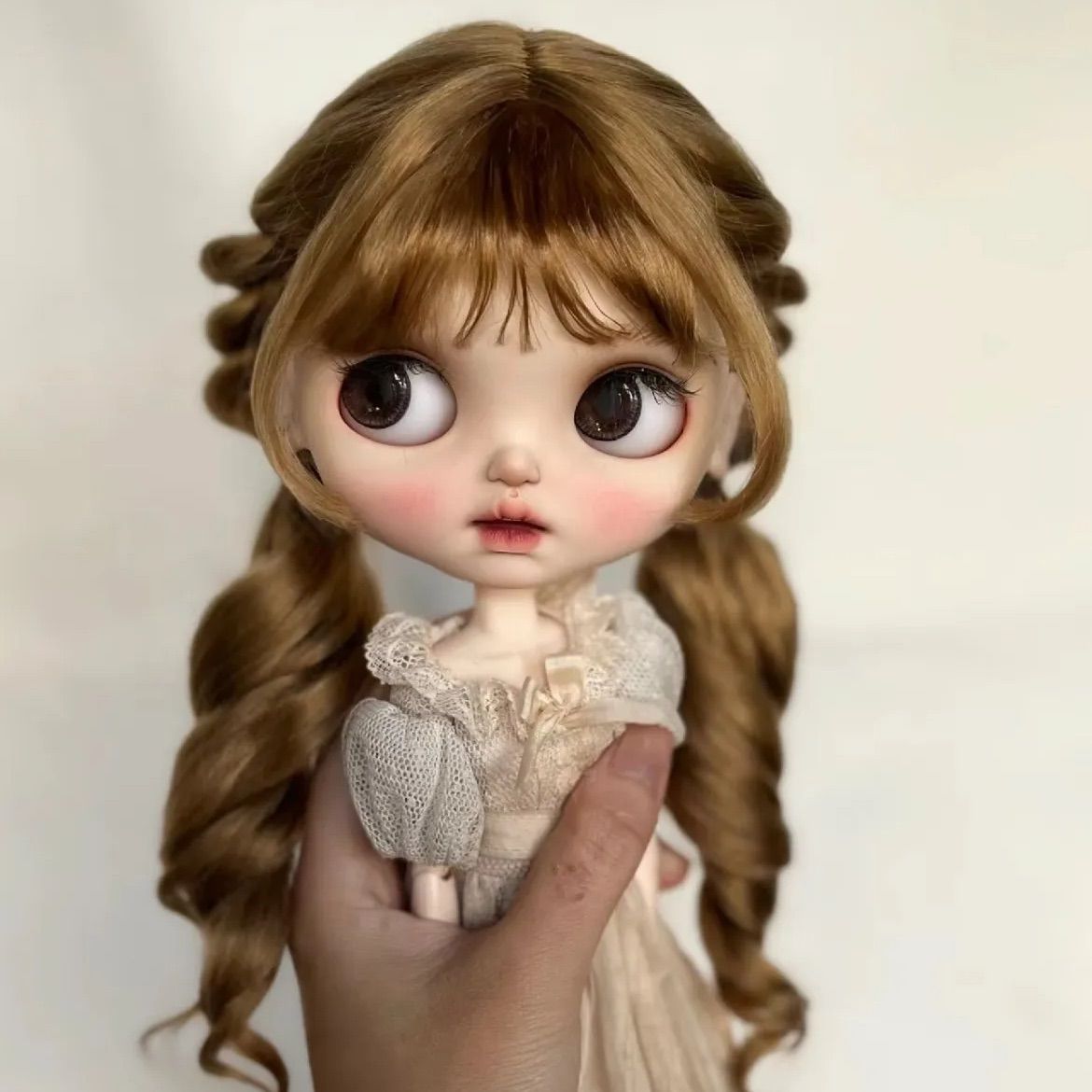 ブライス ウィッグ モヘアウィッグ 海外作家 お姫さま お下げ