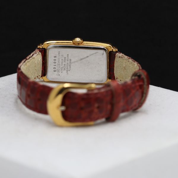稼働品 セイコー　ノイエ　SEIKO NOIE 腕時計4N21-5250 セイコー 4N21-5250 ノイエ QZ ホワイト文字盤 レディース腕時計