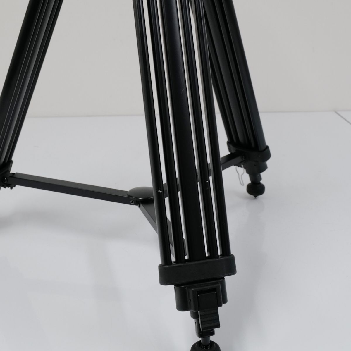 Libec 650EX ビデオ三脚 USED美品 リーベック 三段 スライド