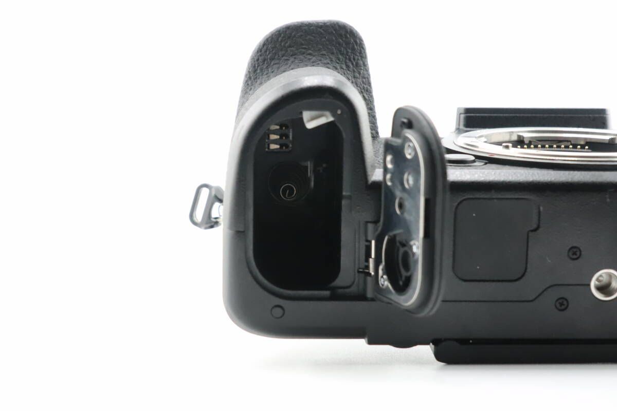 LUMIX DC-S1R