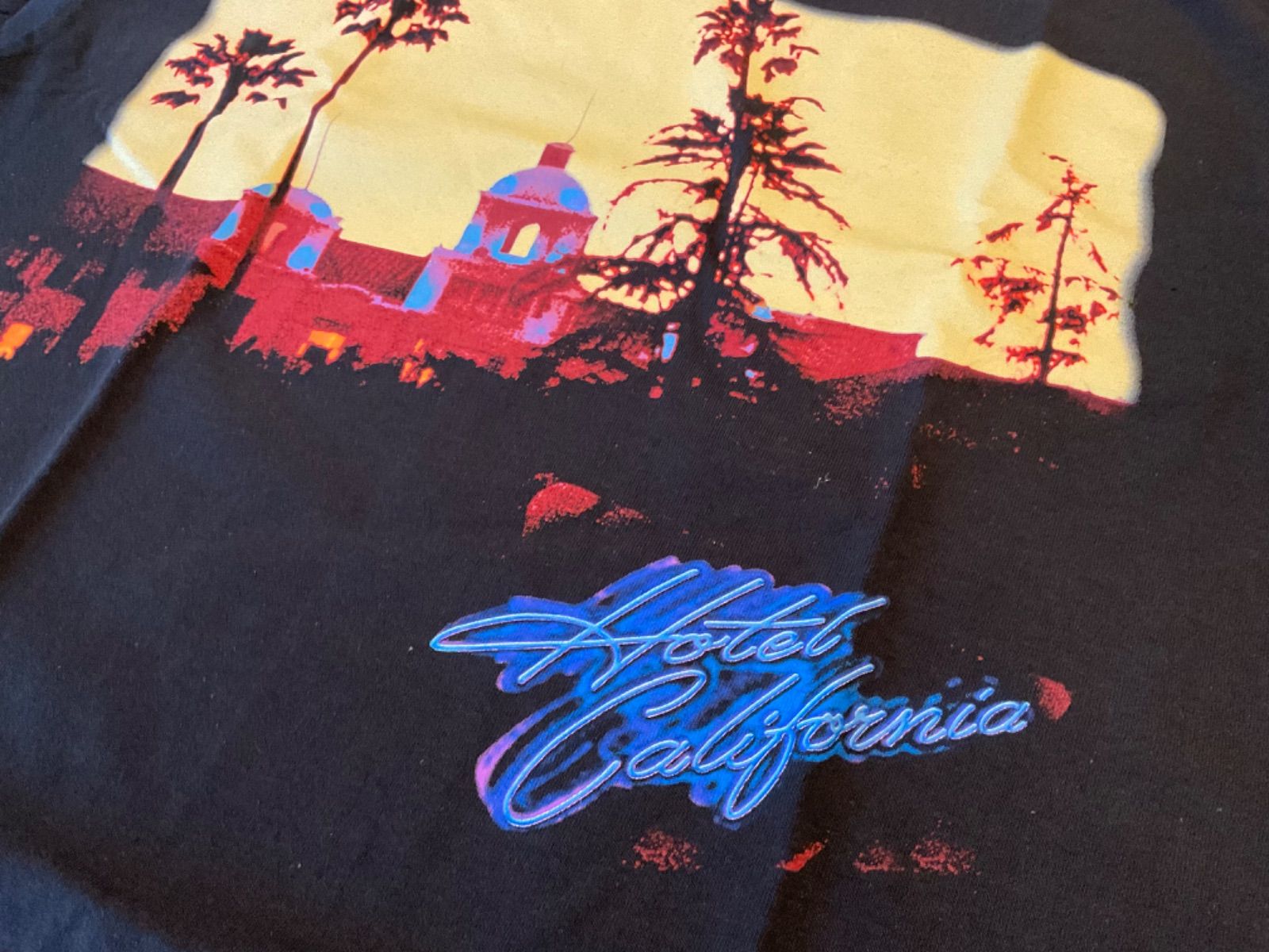 Eagles Hotel California Tシャツ - メルカリ