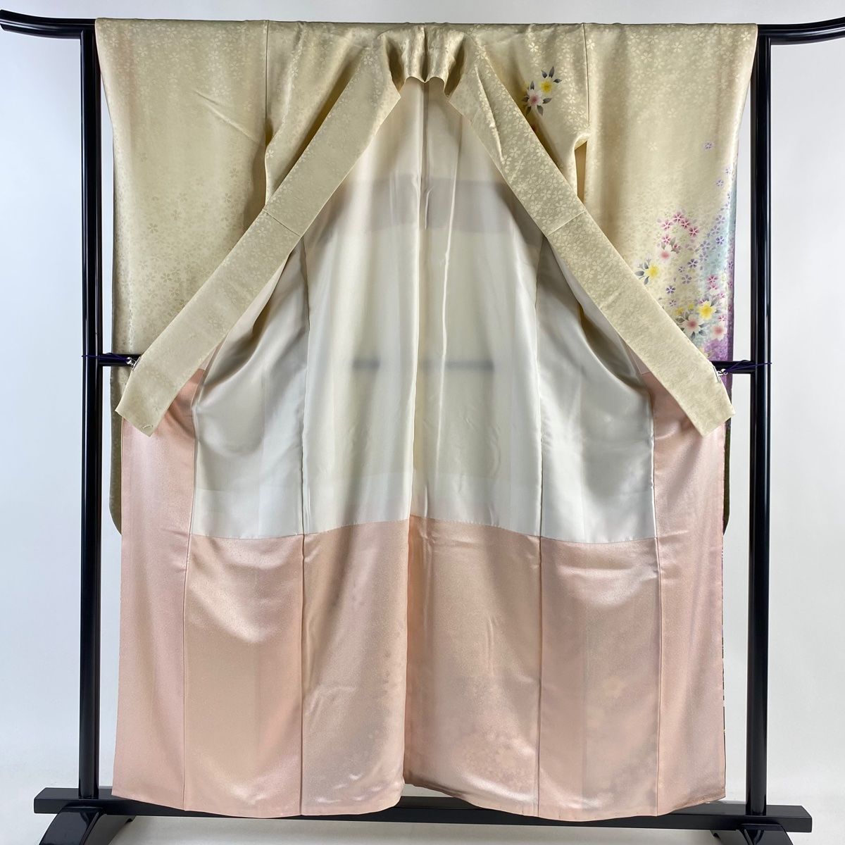 振袖 身丈158cm 裄丈64cm M 袷 桜 雪輪 金糸 金彩 ベージュ 正絹 美品