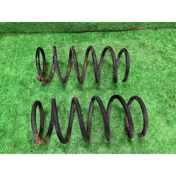 テリオスキッド J111G リアスプリングセット L 4WD 48231-87403 B64