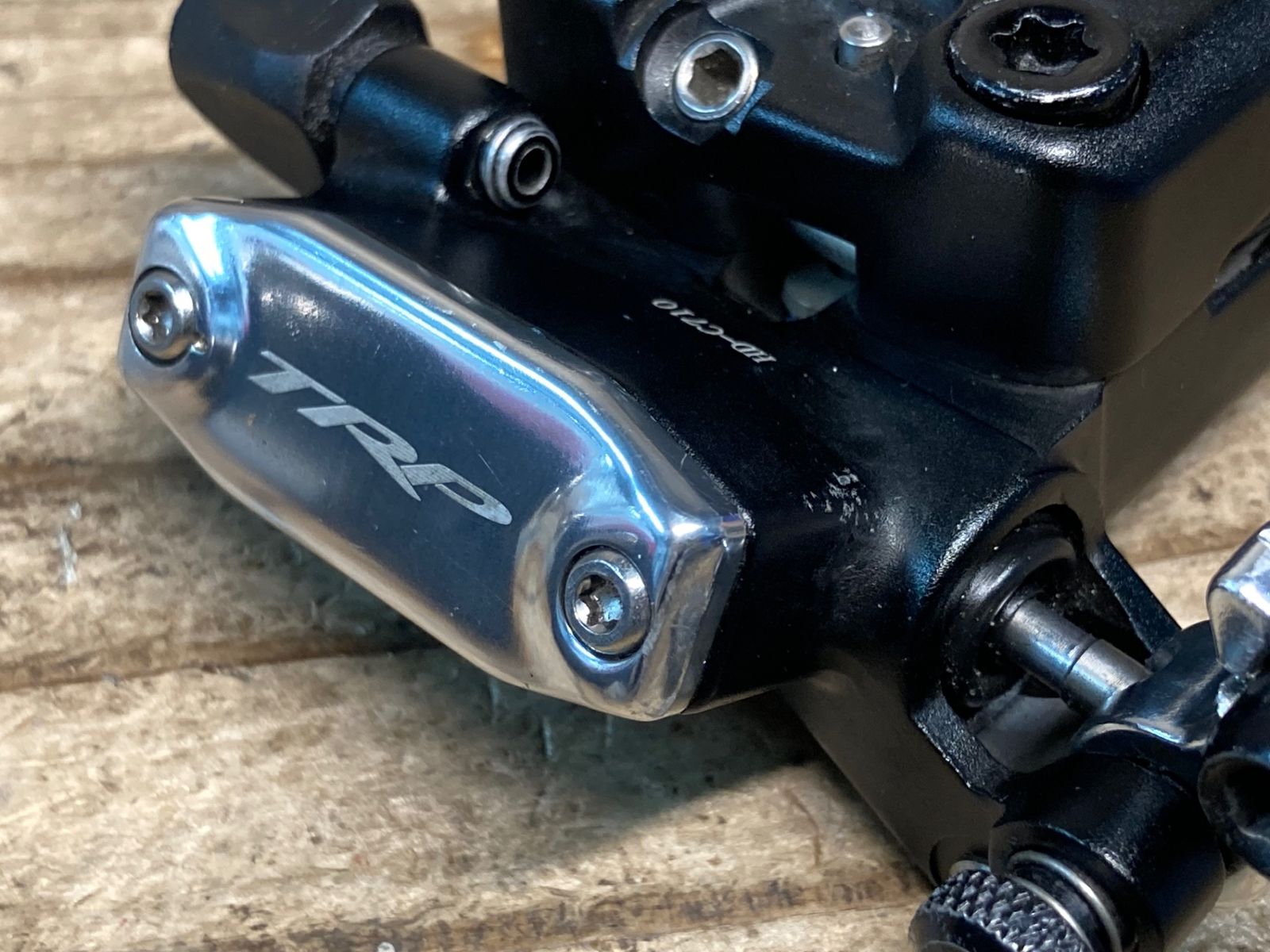 ディスクブレーキキャリパー セット