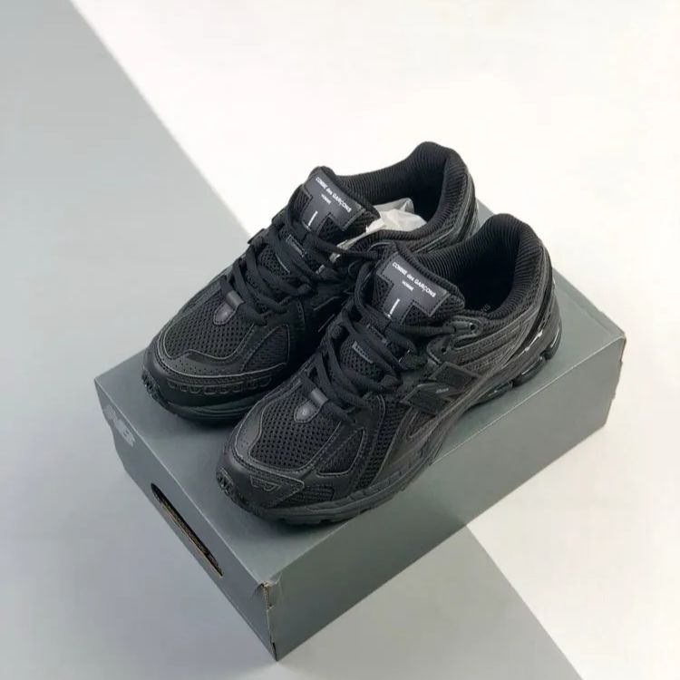 New Balance × COMME des GARCONS ニューバランス M1906RCM N-ERGY コムデギャルソン コラボ 黒 ブラック ランニングシューズ スニーカー 男女兼用