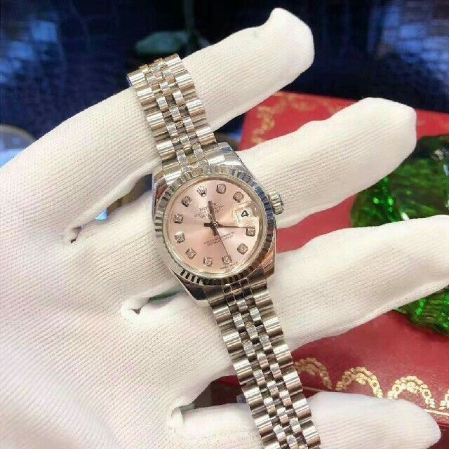 LONGINES ロンジン レディース腕時計 30mm｜ダイヤモンド文字盤×スイス製クオーツ｜