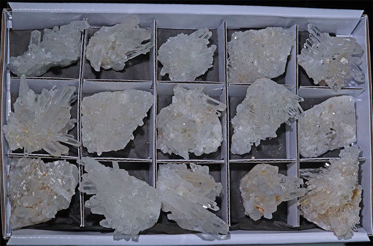 〔D140〕1箱 中国四川産 ミニミニ水晶クラスター 500g前後