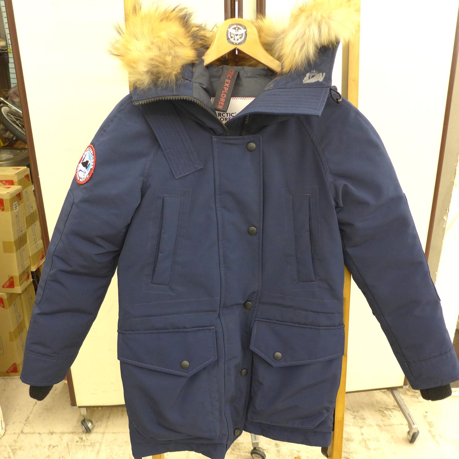 美品 ARCTIC EXPLORER Chill アークティック エクスプローラー チル ダウンジャケット Sサイズ 公田店 - メルカリ