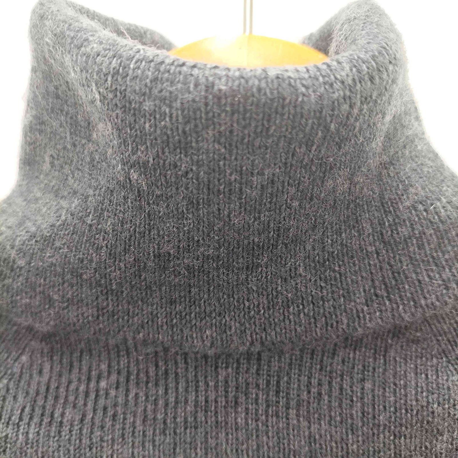 LIMI feu(リミフゥ) タートルネックニット レディース  2 中古 古着 0925 リミフゥ LIMI feu タートルネックニット レディース 2 - メルカリ