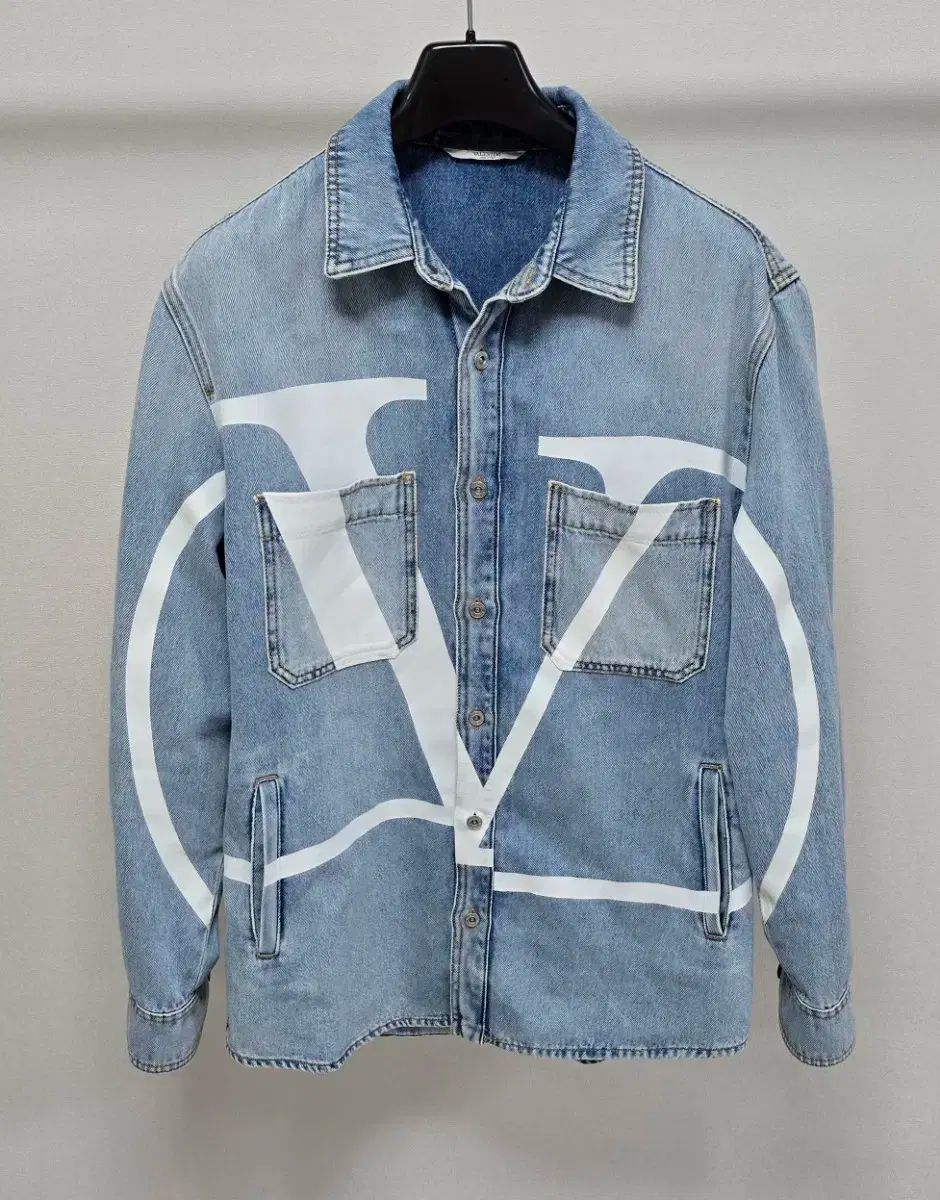 ✨新品✨【フェラガモ】パンプス ヴァラリボン ブラック ネイビー