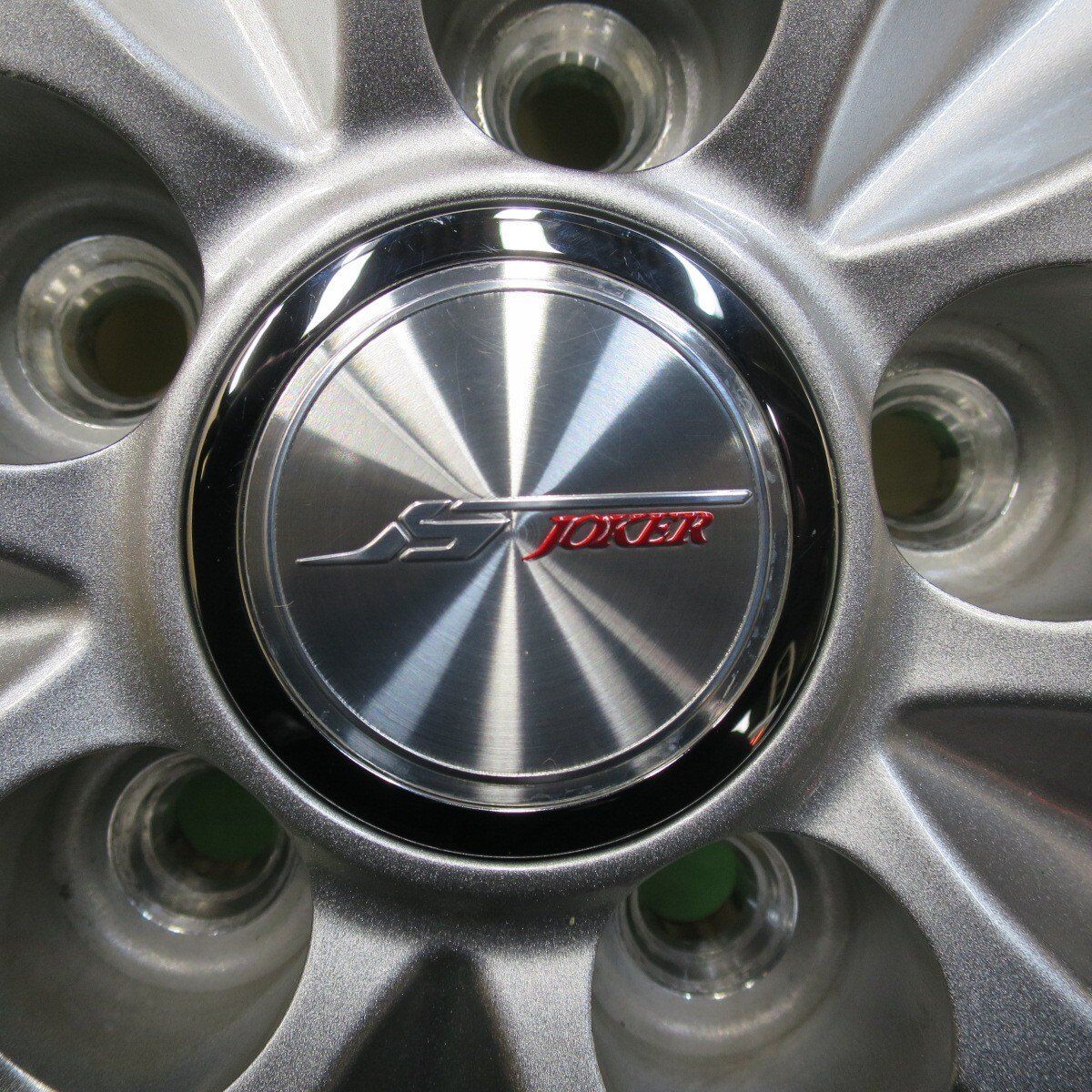 【在庫限りの大特価】 超バリ溝 22年 キレイ ほぼ10分 フォレスター 等 225 60R17 スタッドレス ヨコハマ アイスガード iG60 JOKER ジョーカー 17インチ PCD100 5H 5021107イス