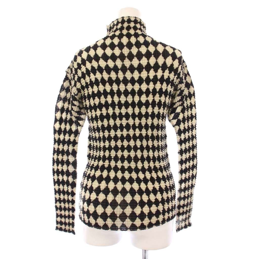 イッセイミヤケ 半袖カットソー ハイネック ワッフルプリーツ 総柄 2 中古・古着通販】me ISSEY MIYAKE (ミーイッセイ ミヤケ
