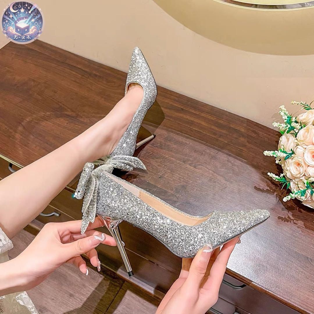 新品 未使用 ゴージャスな輝きが魅力のピンヒールパンプス☆ リボン 