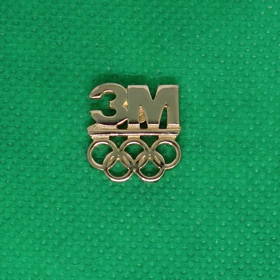 オリンピック　ピンバッジ 3M オリンピック スポンサー ピンズ 五輪 金色 ピンバッジ ピンバッチ