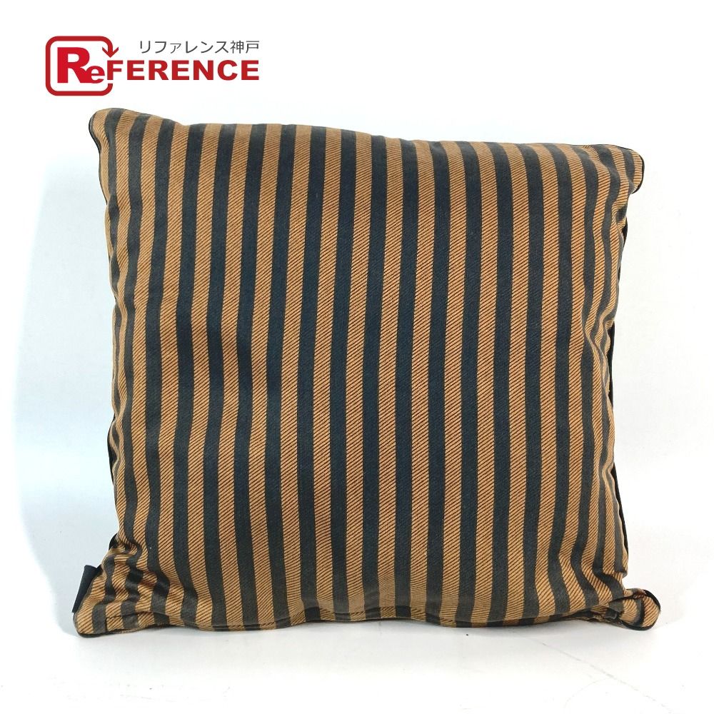 FENDI フェンディ ペカン クッションカバー FENDI フェンディ クッション ズッカ&ペカン シルク - メルカリ