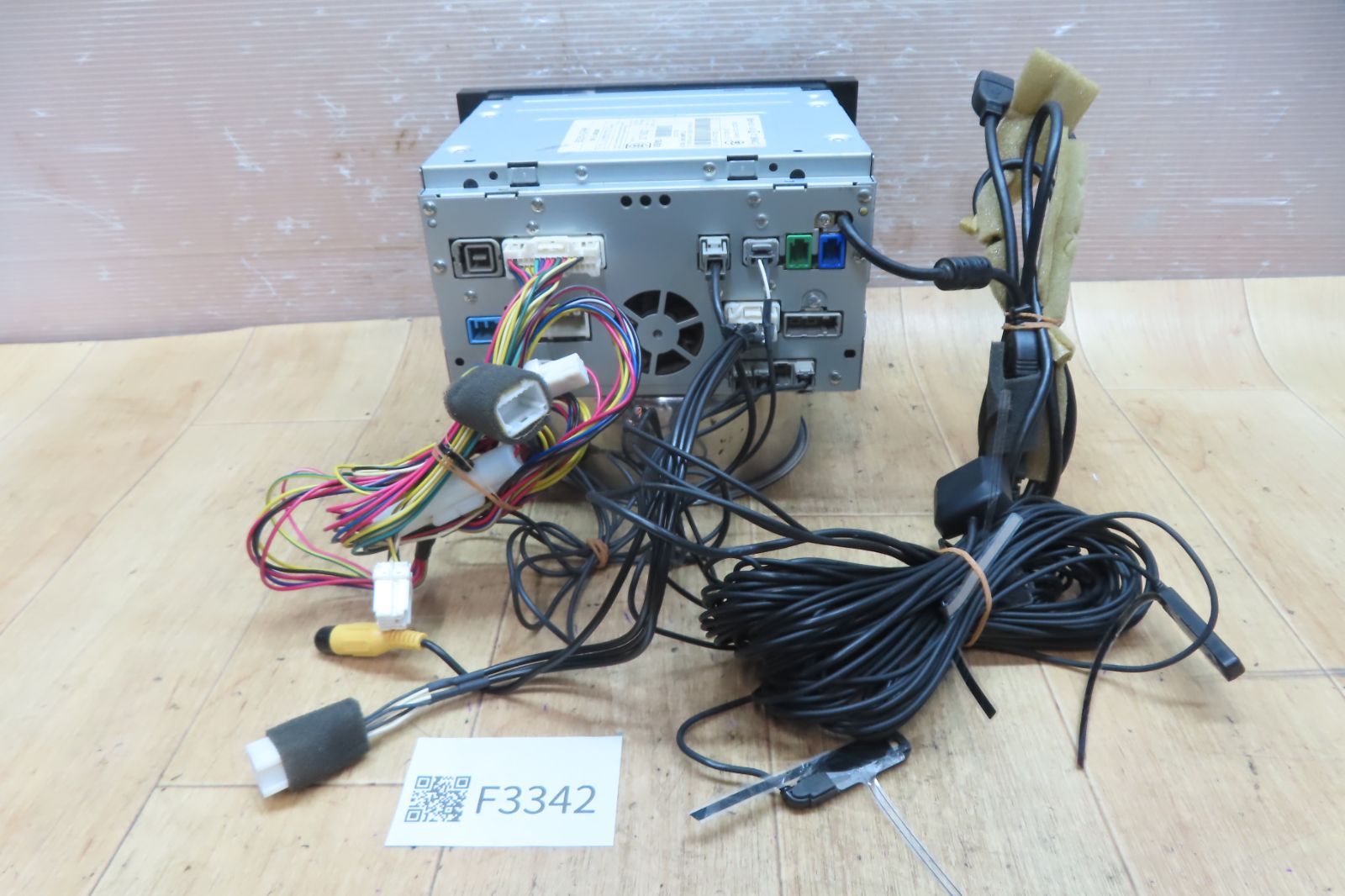 ☆F3342/日産純正 MC313D-W SDナビ 地図2016年 Bluetooth内蔵 CD DVD再生