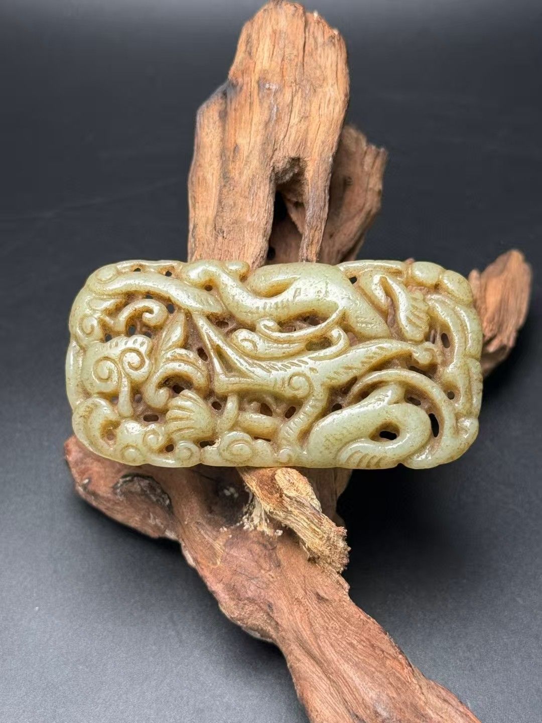 中国古美術.旧蔵品.古和田玉佩.盤龍紋.純手工細密彫.裝身具.古