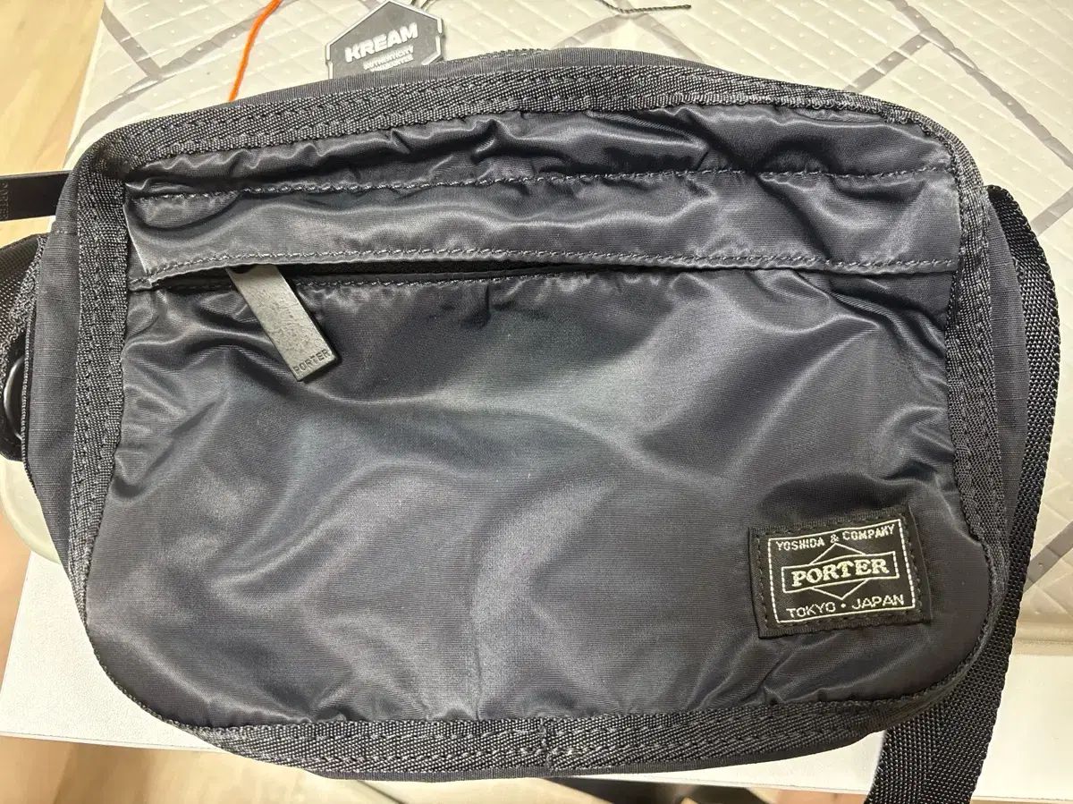 Porter ポーター フレーム ショルダーバッグ