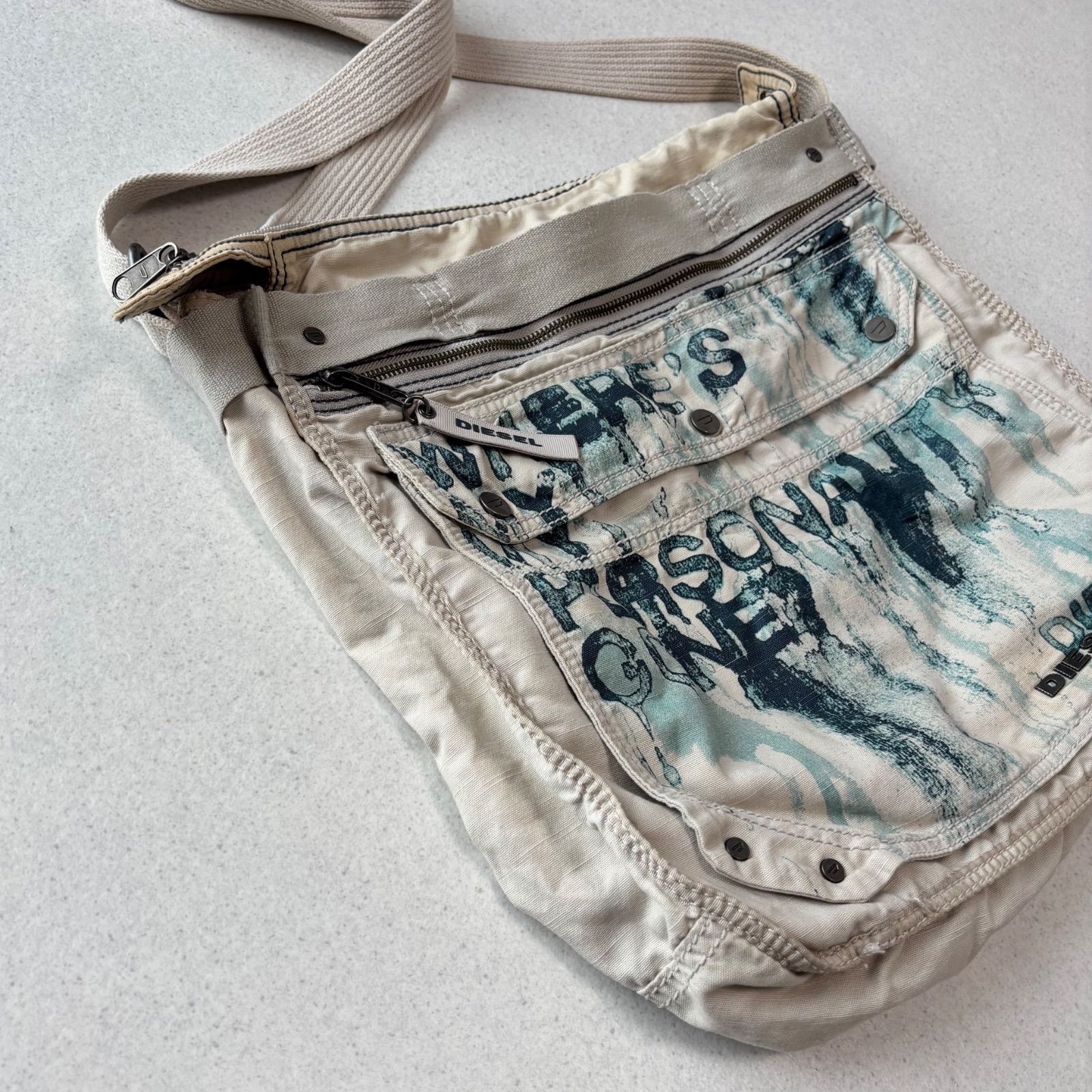 00s archive DIESEL デニムショルダーバッグ グランジ Y2K 00s archive DIESEL デニムショルダーバッグ グランジ Y2K