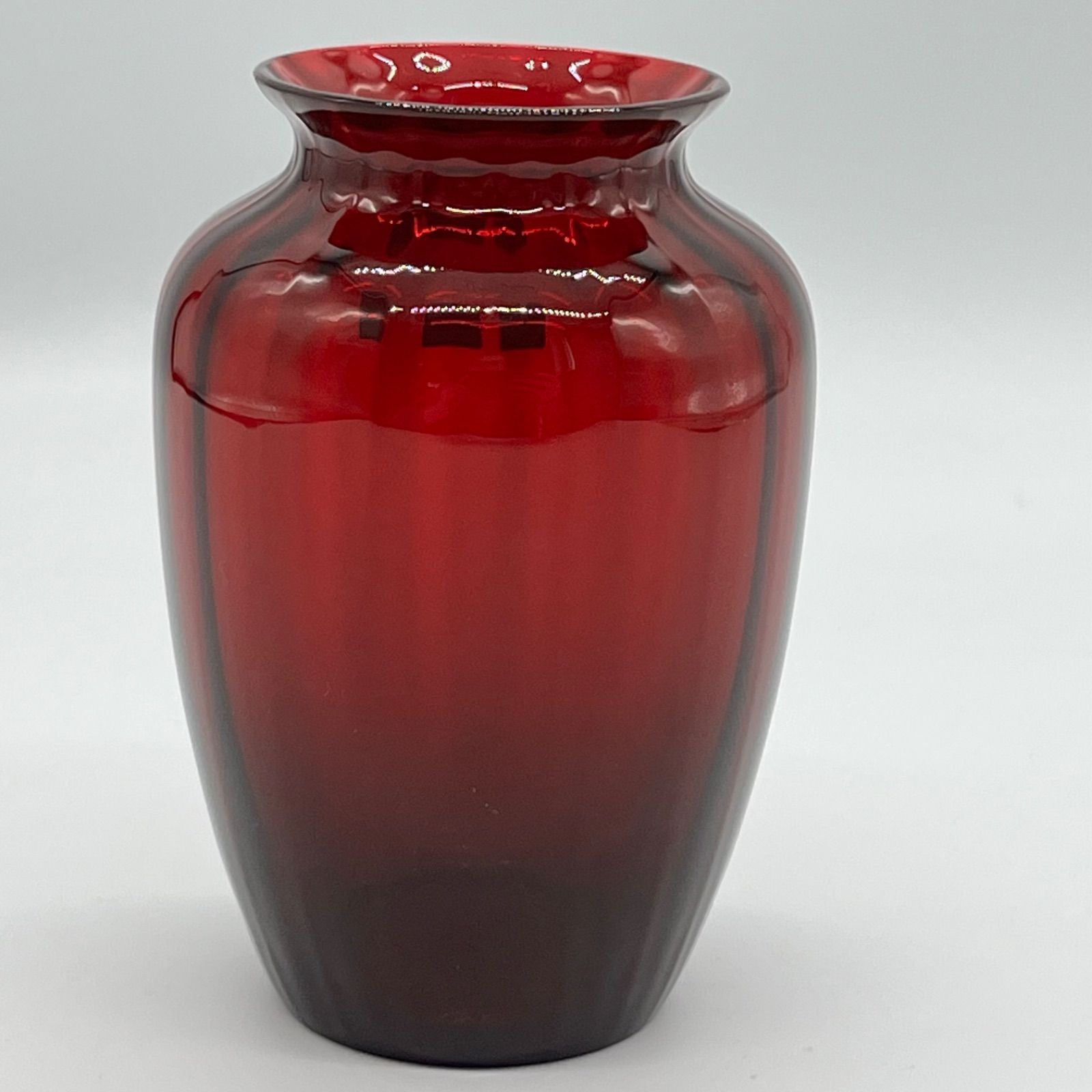 バカラ　クリスタルガラス　花瓶　フラワーベース　レッド系 Baccarat フラワーベース バカラレッド 花瓶 花入 花器 フラワーベース