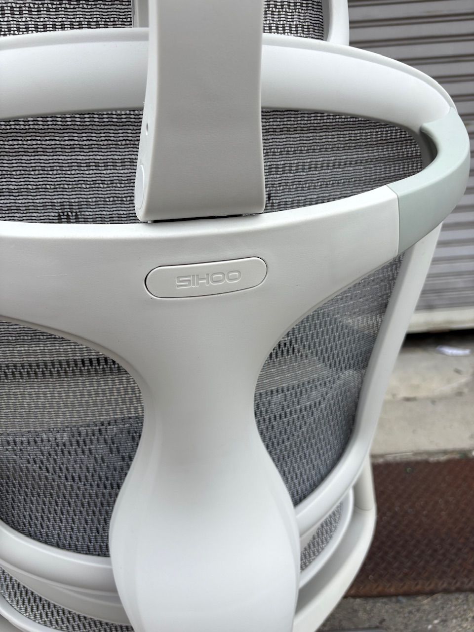 シホー オフィスチェアー