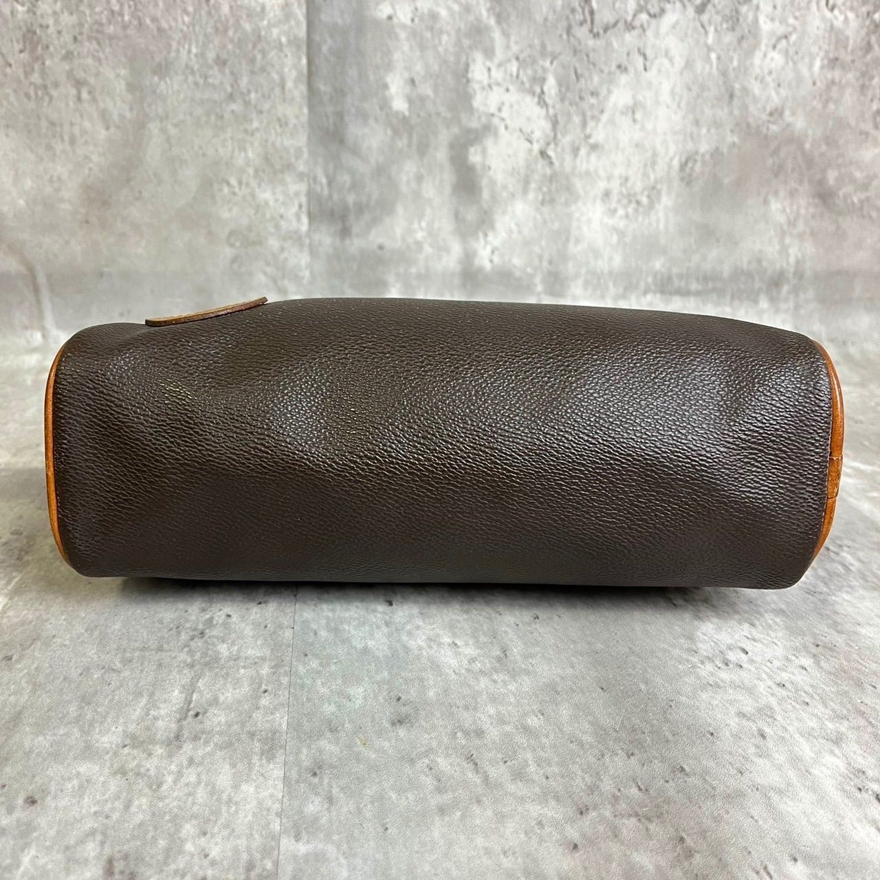 ✨良品✨ HUNTING WORLD ハンティングワールド ショルダーバッグ