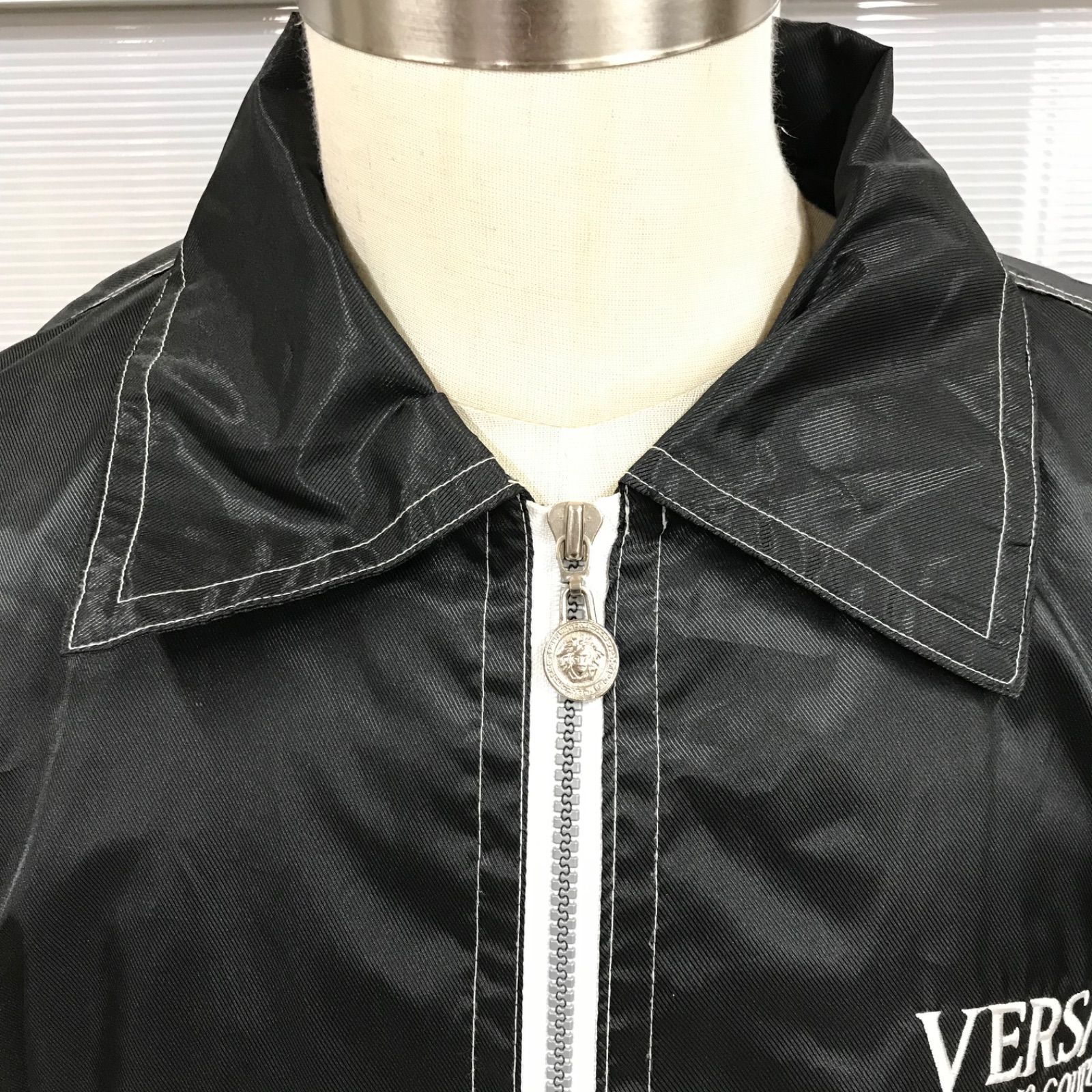 ER0418-16-3 VERSACE ヴェルサーチ ジャンパー ブルゾンアウター
