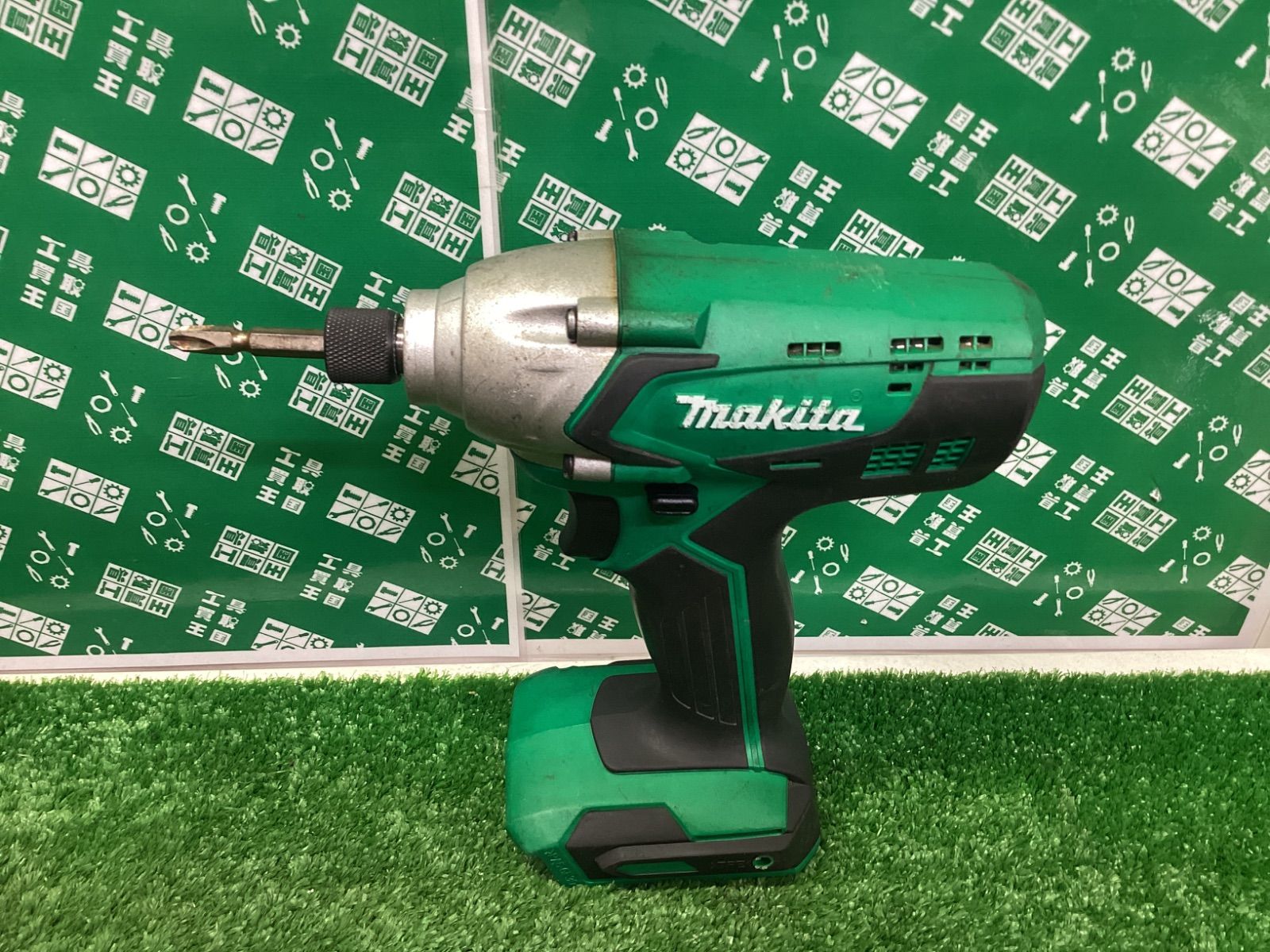 14.4v充電式インパクトドライバ