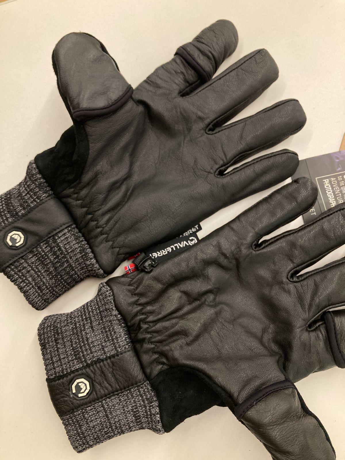 本日限定全品送料無料！ Vallerret Hatchet フォトグラフィーグローブ Mサイズ Black 手袋