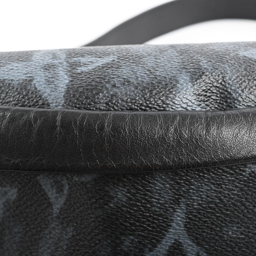 LOUIS VUITTON ルイヴィトン ボディバッグ ディスカバリーバムバックNM