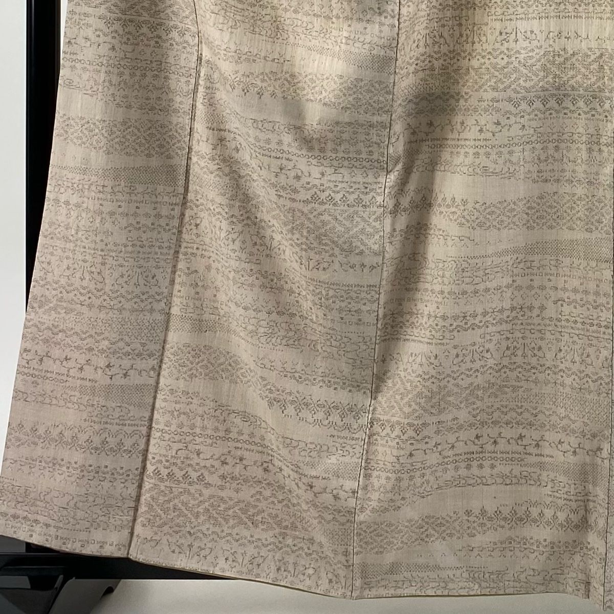結城紬 身丈161.5cm 裄丈64.5cm M 袷 本場結城紬 奥順 証紙 幾何学模様 亀甲絣 灰茶 正絹