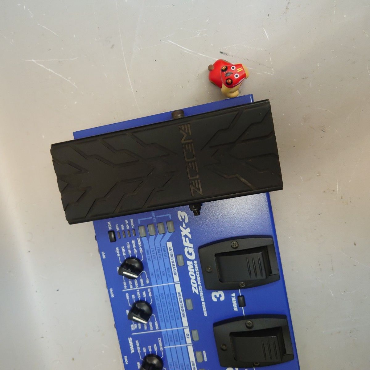 動作品】Zoom GFX-3 Guitar Effects Processor 本体のみ 送料