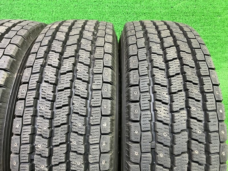 スパイクタイヤ ヨコハマ