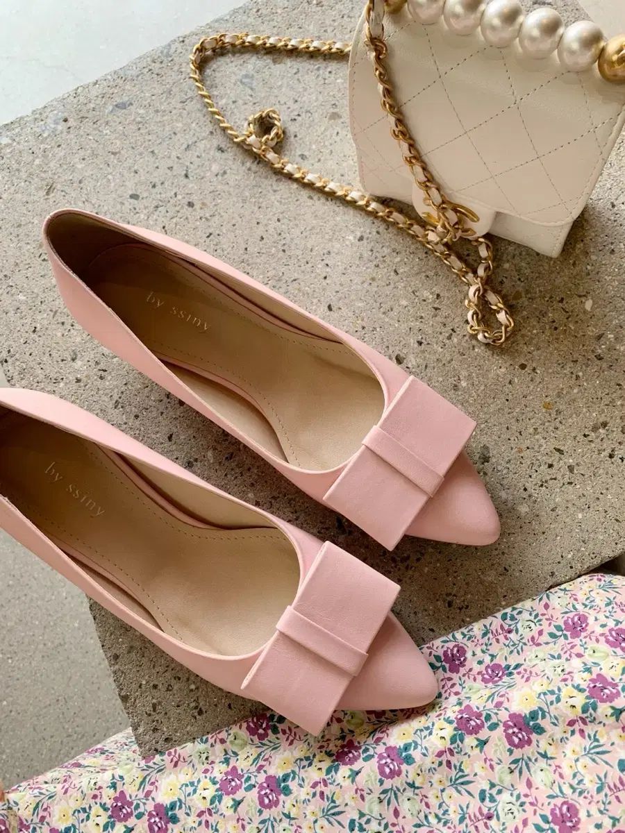 バイッシニー製作 リボンシューズ 240