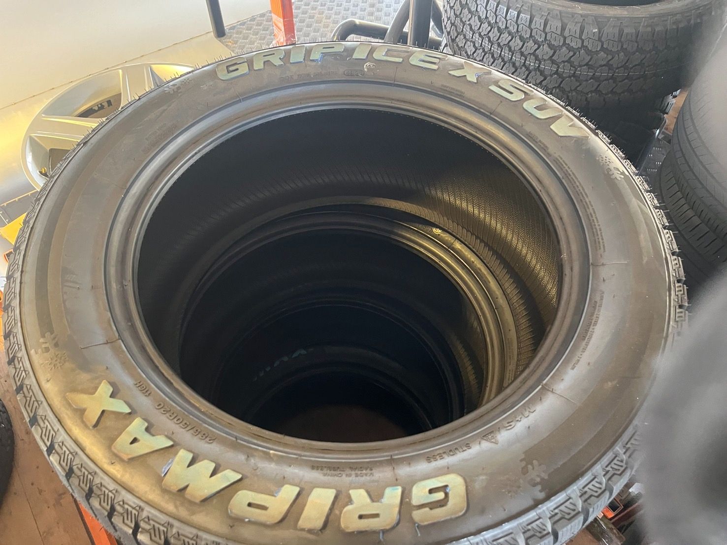 スタッドレスタイヤ4本セット GRIPMAX GRIPICE X SUV 285 50R20