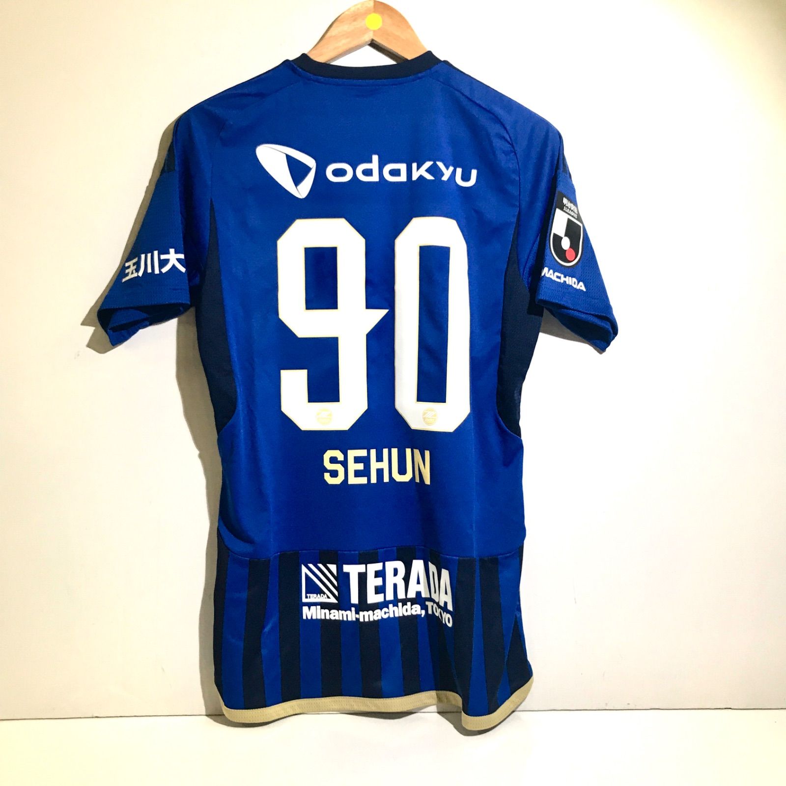 ＦＣ町田ゼルビア　2024ユニフォームFP1st サイン入り 2024 FC町田ゼルビア 1stユニフォーム #90 オ セフン - メルカリ