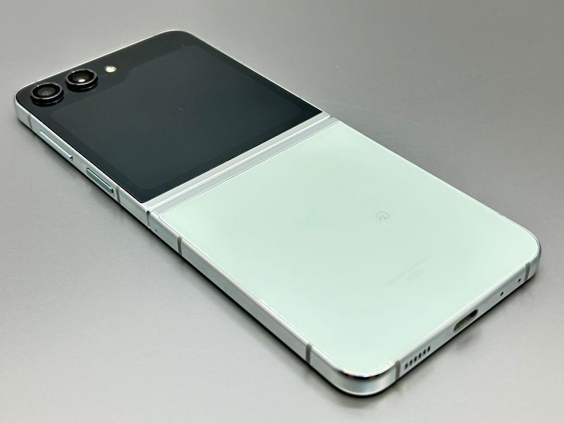 中古】SCG23 256GB Galaxy Z Flip5【格安 利用制限○】 SIMフリー