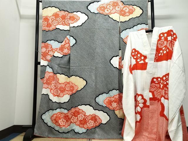 平和屋着物○豪華振袖・長襦袢セット 総絞り 雲取り舞花文 黒地 正絹  