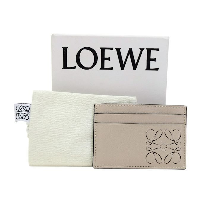 ロエベ LOEWE アナグラム ブランド プレーン カードホルダー クラシックカーフ レザー アナグラム C500322X01 カードケース パスケース 名刺入れ レディース ベージュ mbm15012