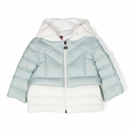 モンクレール アンファン MONCLER ダウン ダウンジャケット アウター バイカラー パデッドジャケット 子供服 ベビー キッズ 女の子 男の子  フード付き ロゴ バイカラー ブランド おしゃれ 保温 軽量 ブルー LIAMA 1A00010 53333 - メルカリ