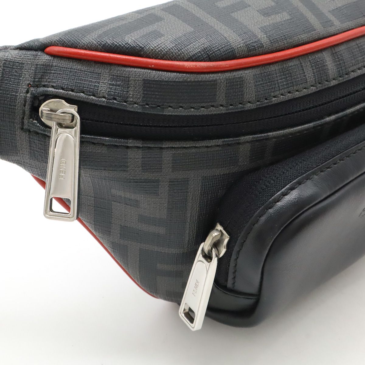 フェンディ FENDI ズッカ ウエストバッグ ボディバッグ バッグ