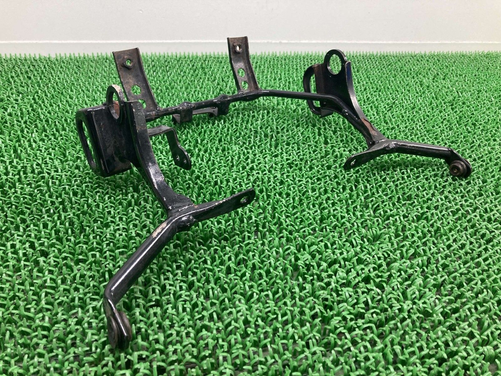 ビキニカウルステー ウインカーステー