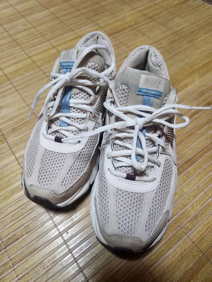 【雷市場（ポンジャン）商品韓国直送】 NIKE(ナイキ) ボメロ 5 250