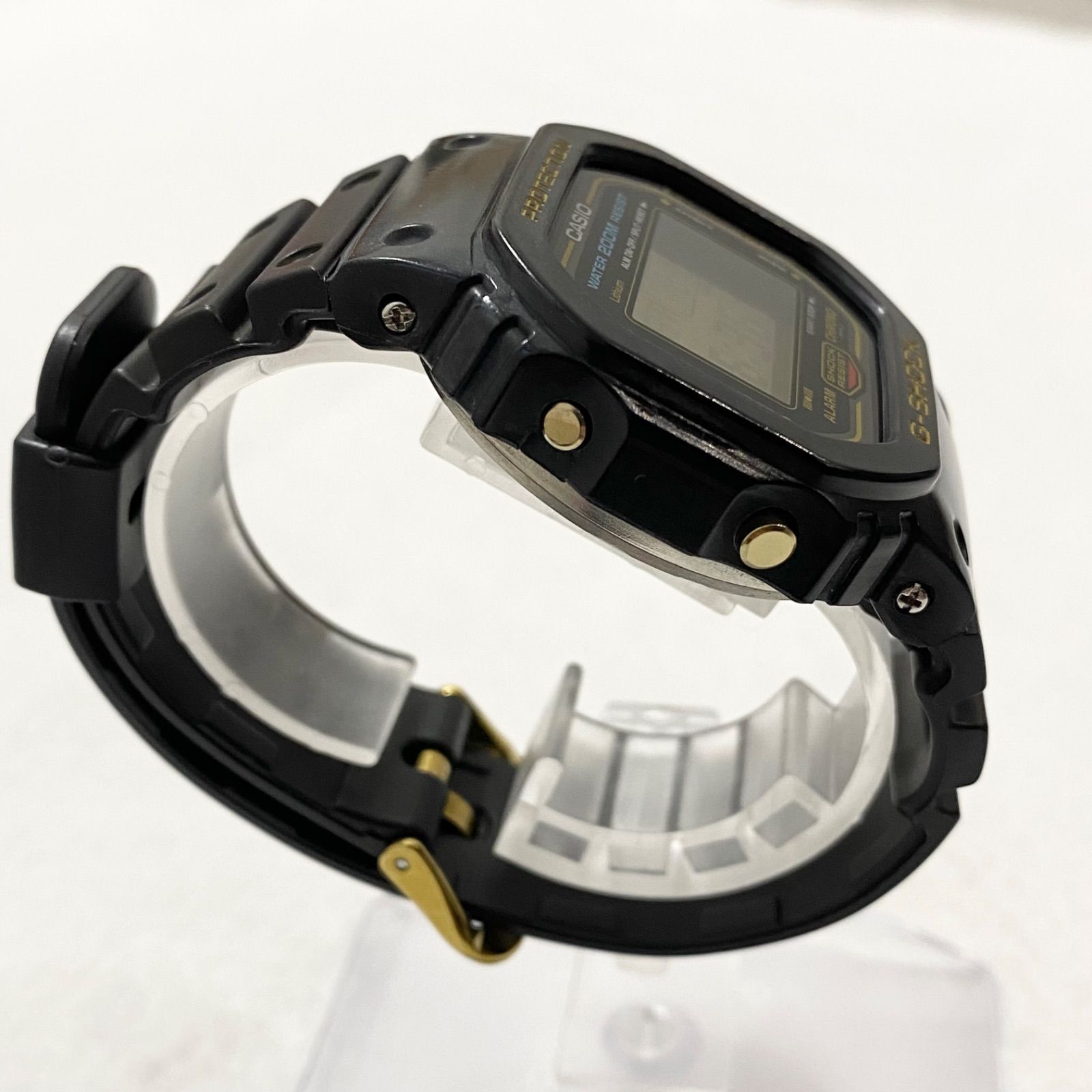 激レア・美品】CASIO G-SHOCK Gショック DW-5600 901 スクリューバック 200M - メルカリ